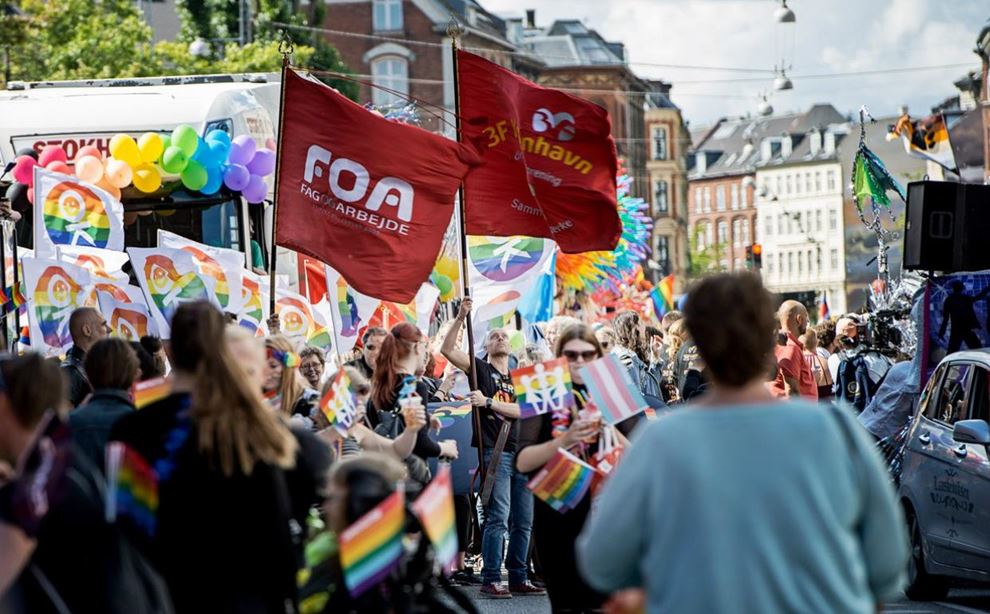 FOA deltager i Copenhagen Pride Parade. 