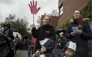 Dagplejere i Faaborg-Midtfyn demonstrerer mod opsigelse af forhåndsaftale. 